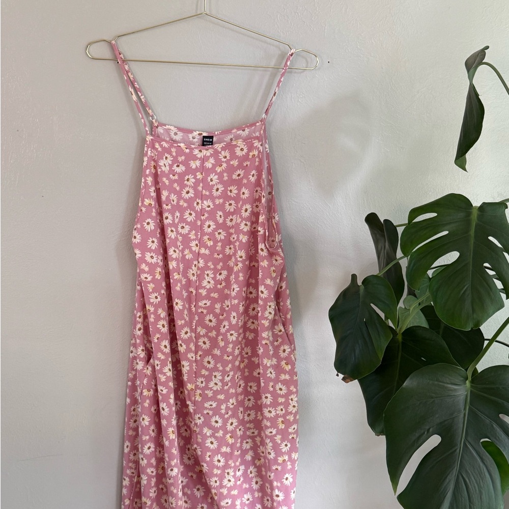 💖3 for $20 bundle💖 Pink Daisy Print Spaghetti Strap Overalls
